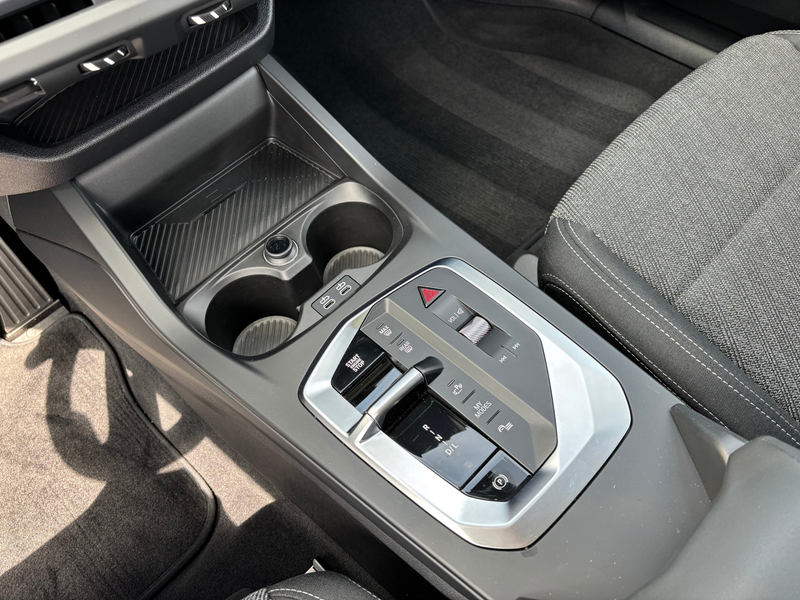 BMW 120 Hatch Head-Up HK HiFi DAB LED Pano.Dach Shz — photo 10