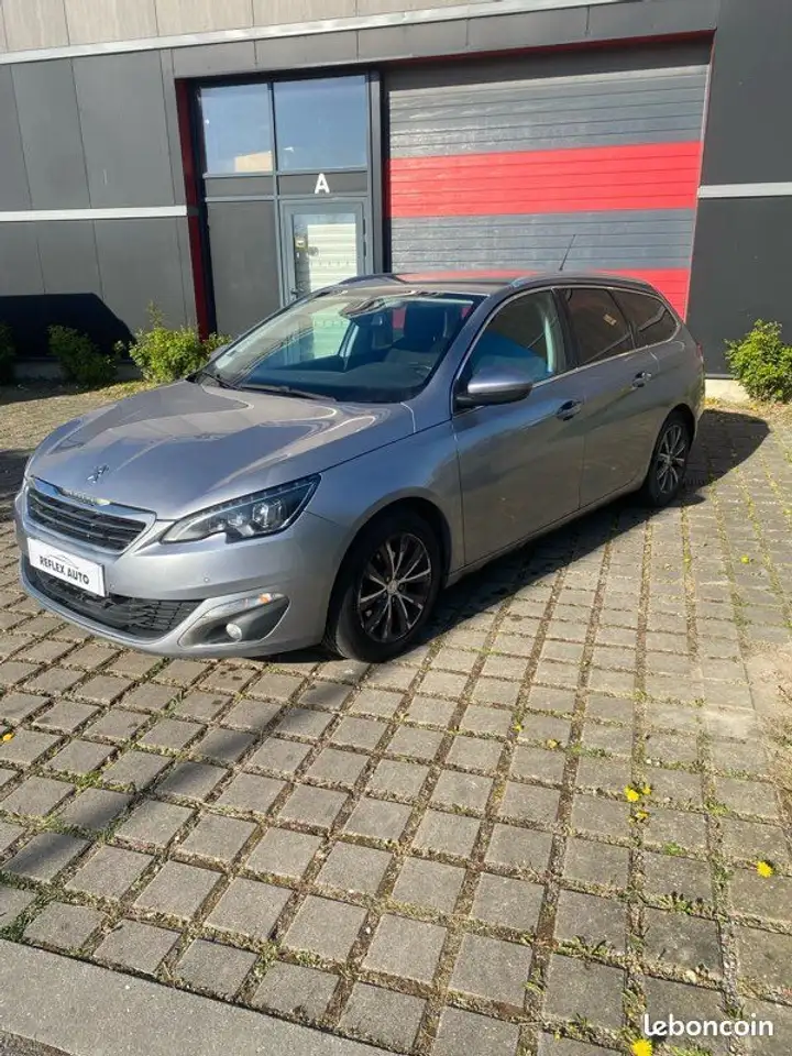 Peugeot 308 sw 1.6hdi 115ch 3900 HT