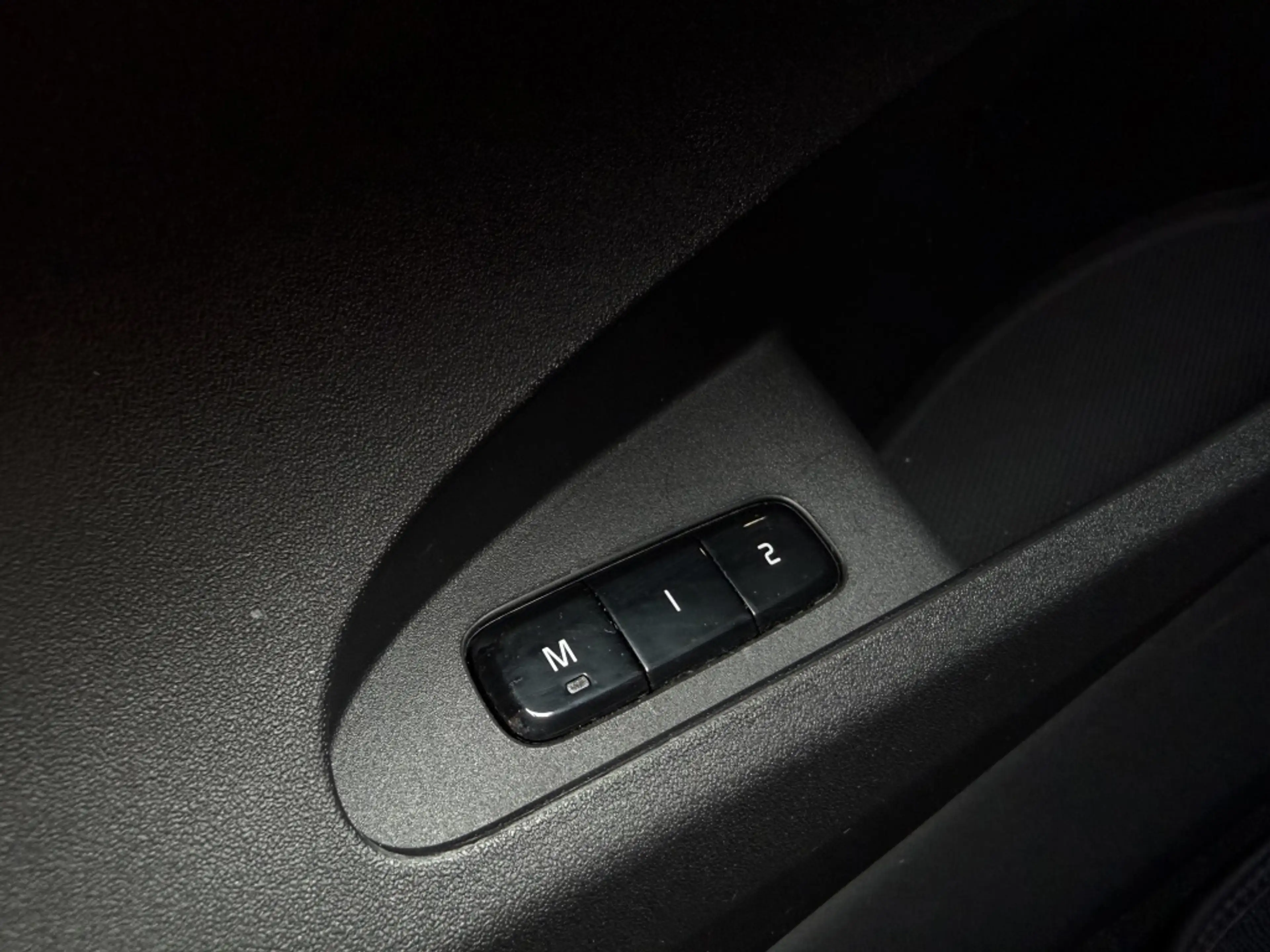 Polestar 2 Long Range Dual Motor | Plus, Pilot, & Climate Pac — photo 8