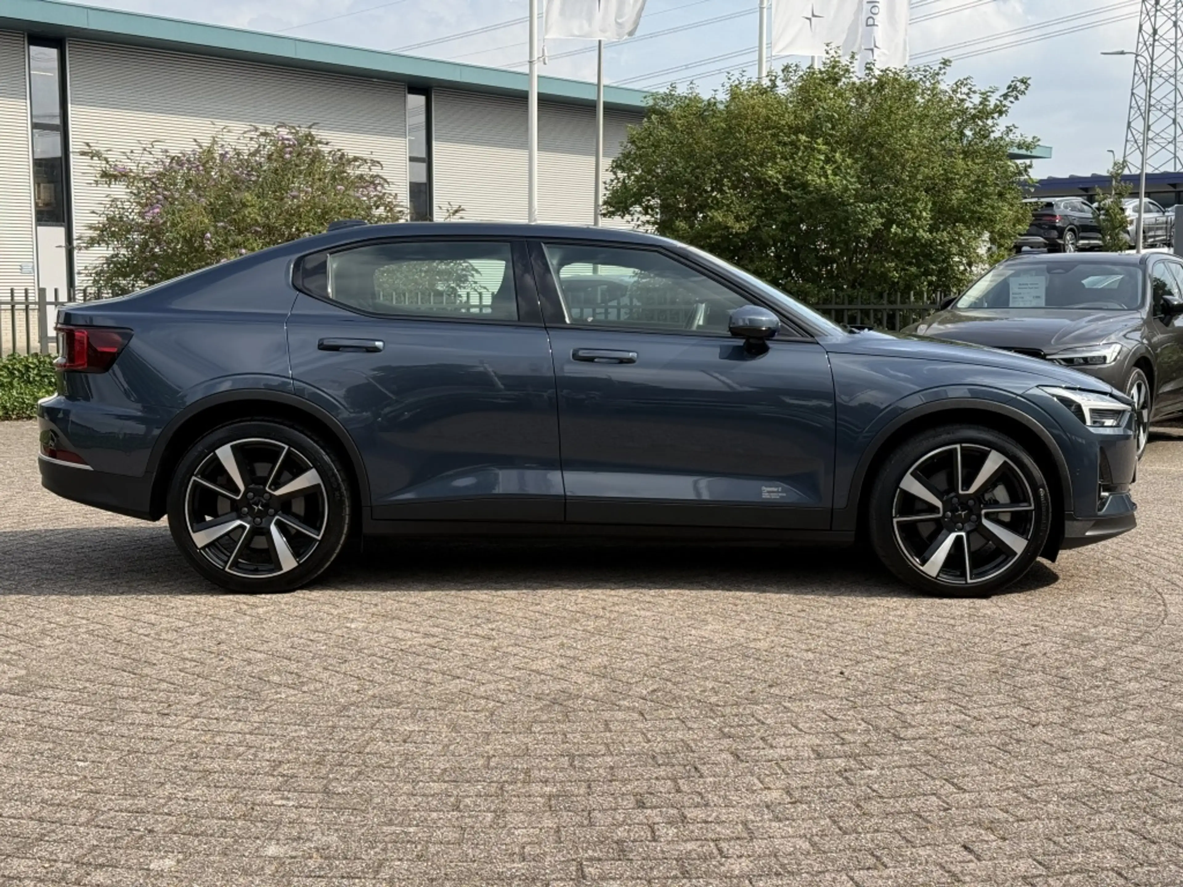Polestar 2 Long Range Dual Motor | Plus, Pilot, & Climate Pac — photo 3