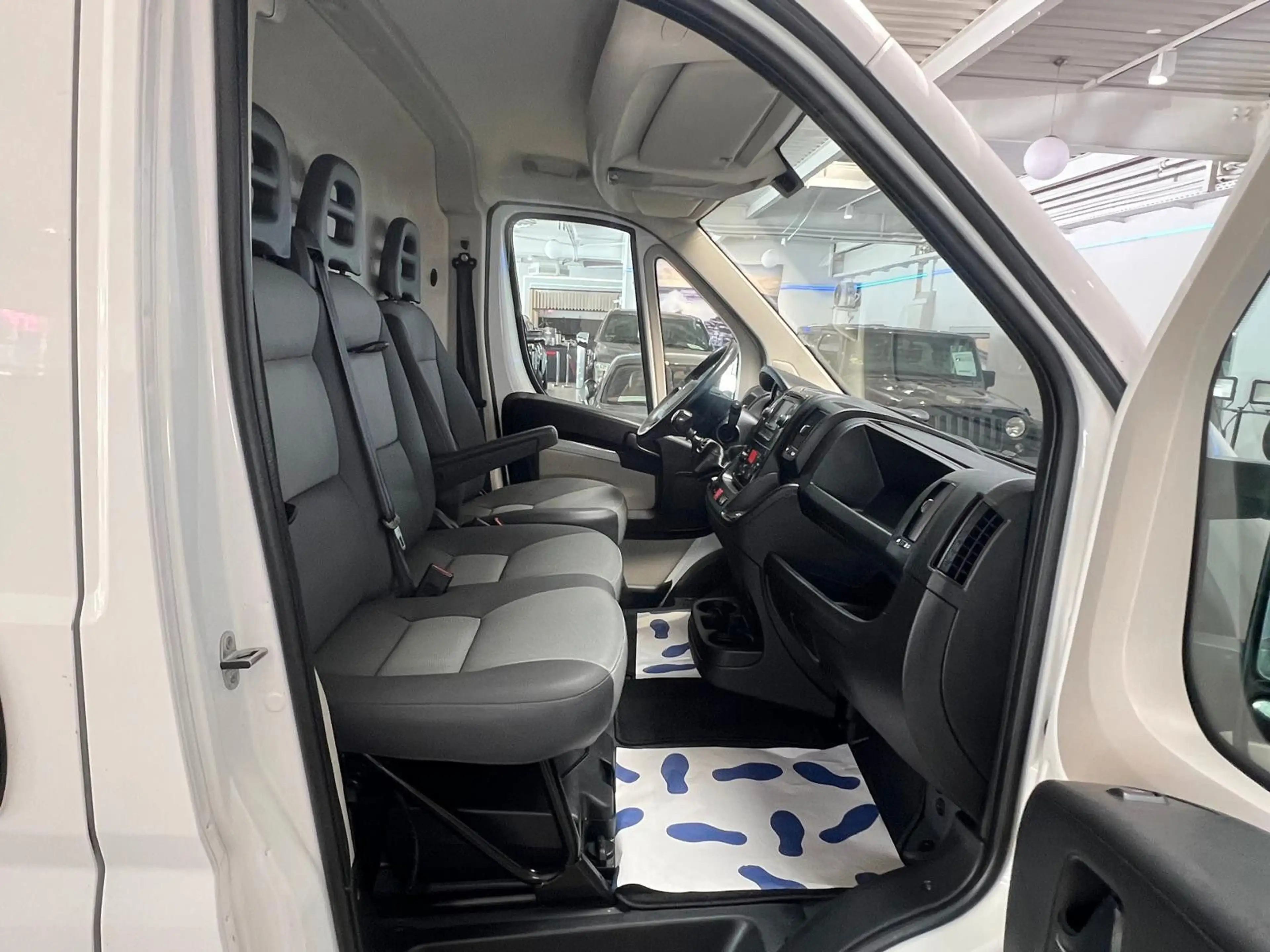 Peugeot Boxer HDI L2-H2*Hoch+Lang*Garantie*1.Hand* — photo 12
