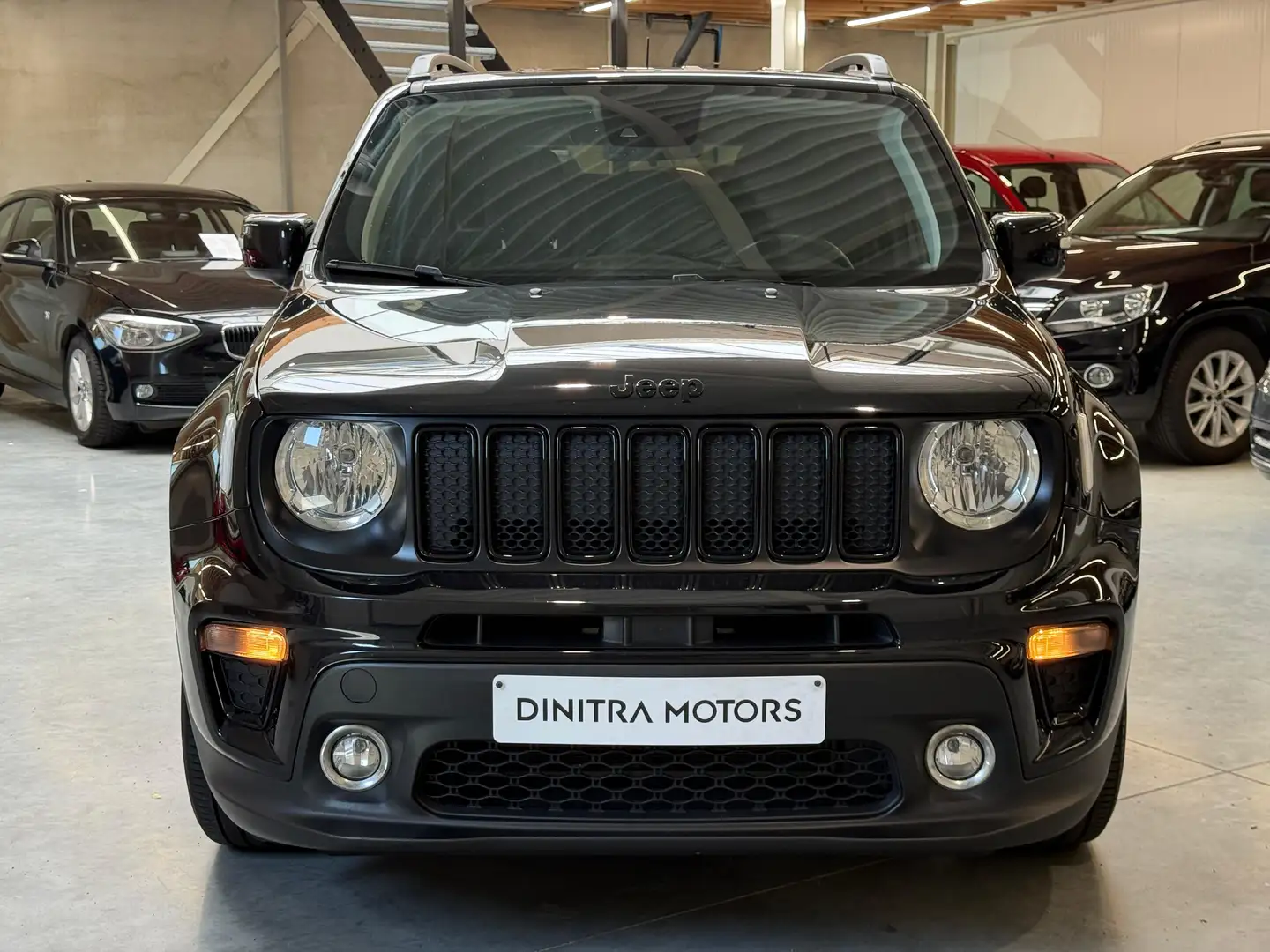 Jeep Renegade Renegade 1.0 T-GDI Longitude Zwart - 2