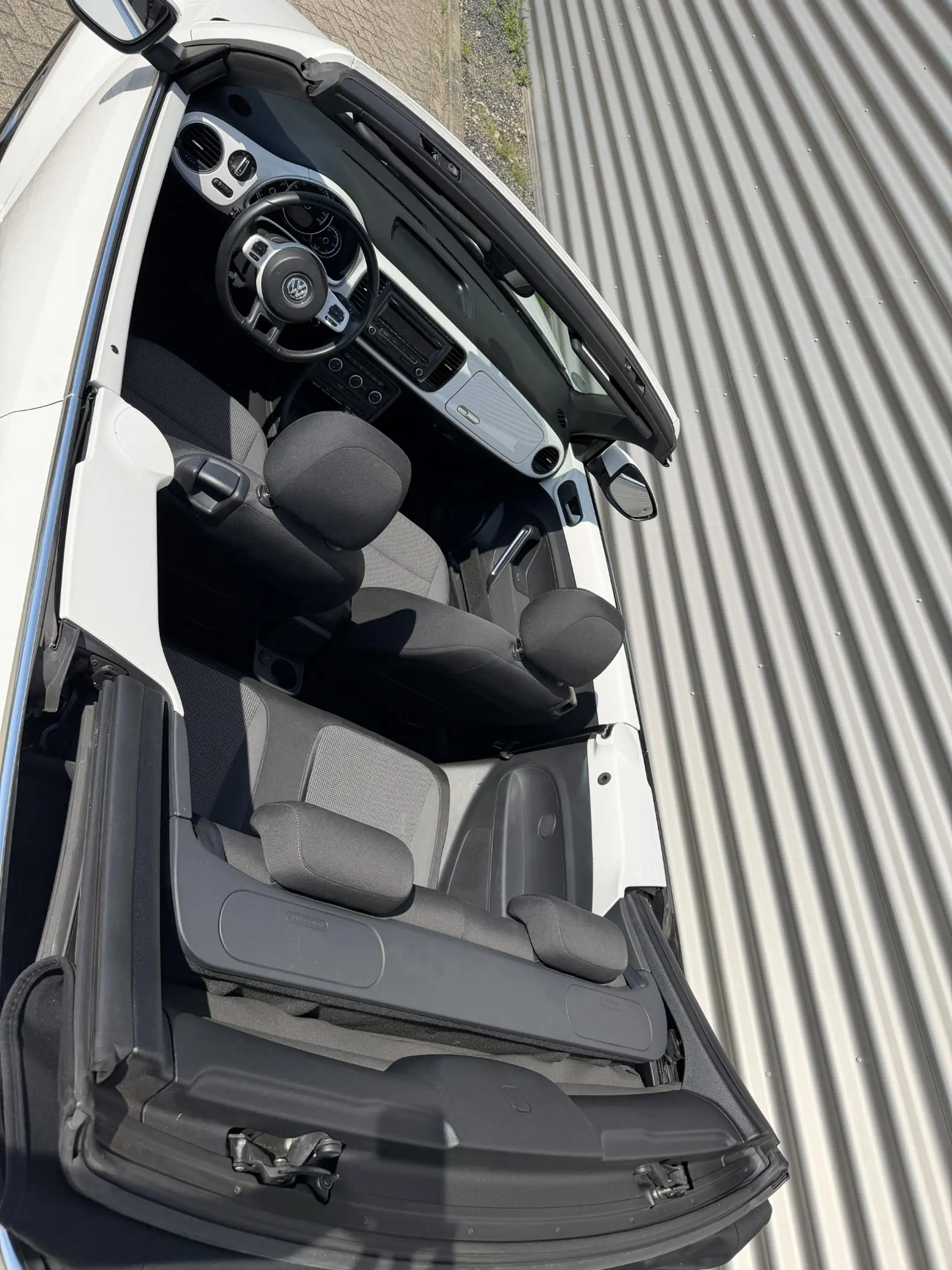 Volkswagen Beetle Cabriolet 1.4 TSI Automaat Xenon — photo 7