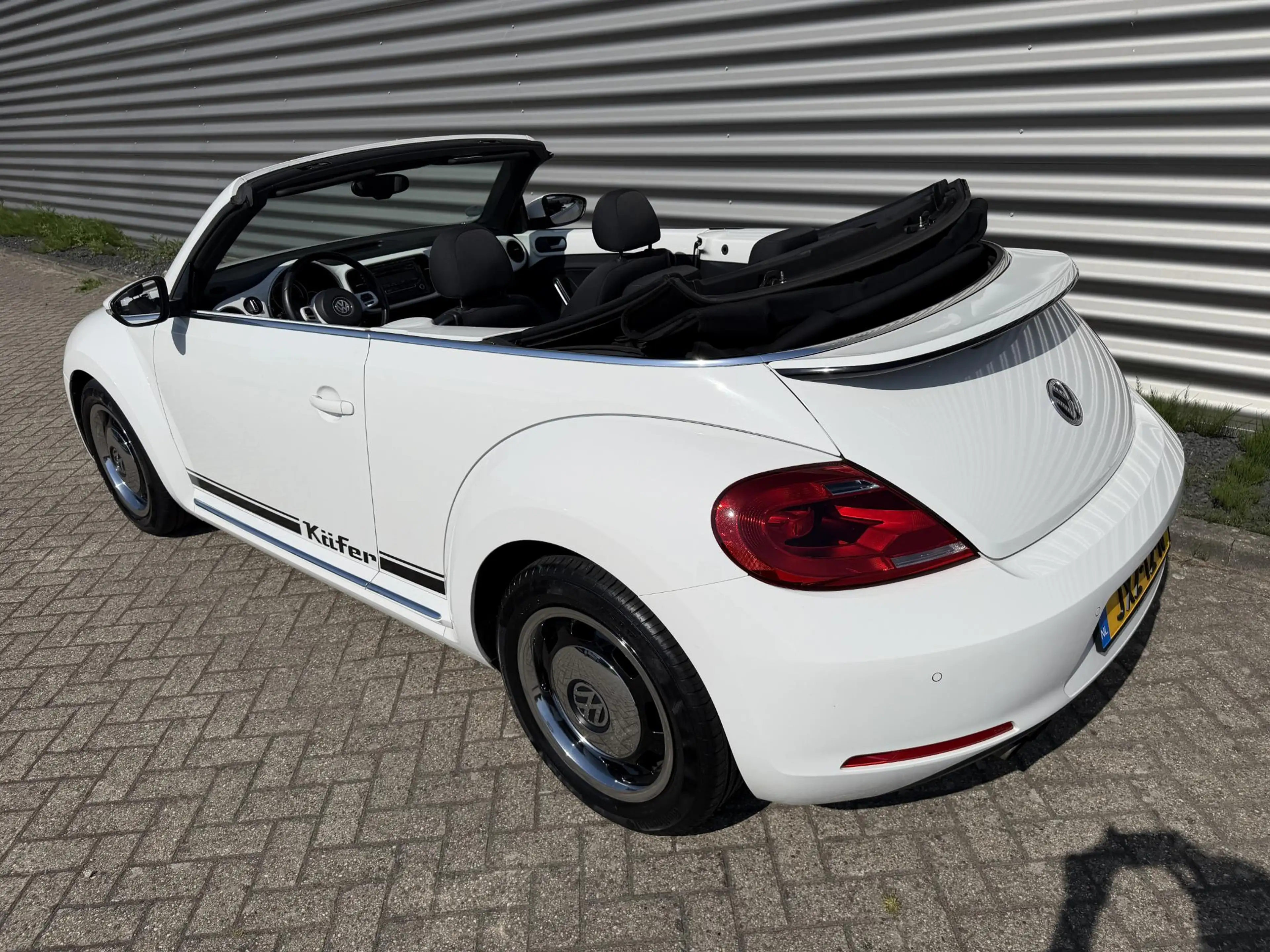 Volkswagen Beetle Cabriolet 1.4 TSI Automaat Xenon — photo 8