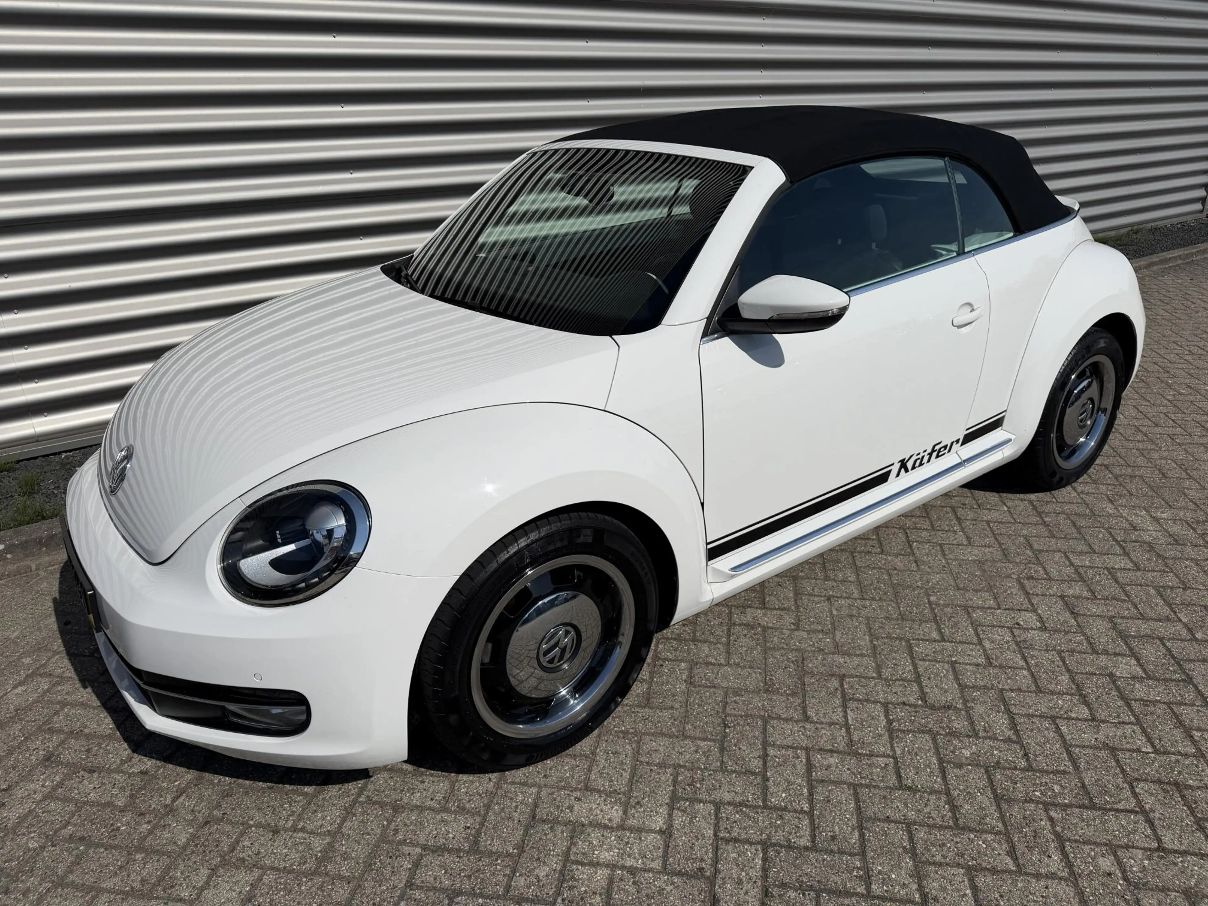Volkswagen Beetle Cabriolet 1.4 TSI Automaat Xenon — photo 4