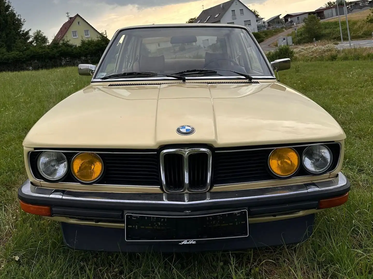 BMW 518 Gelb - 1