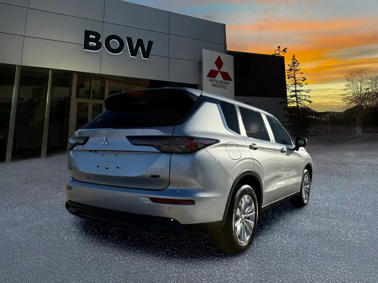 Mitsubishi Outlander снимка Mitsubishi Outlander