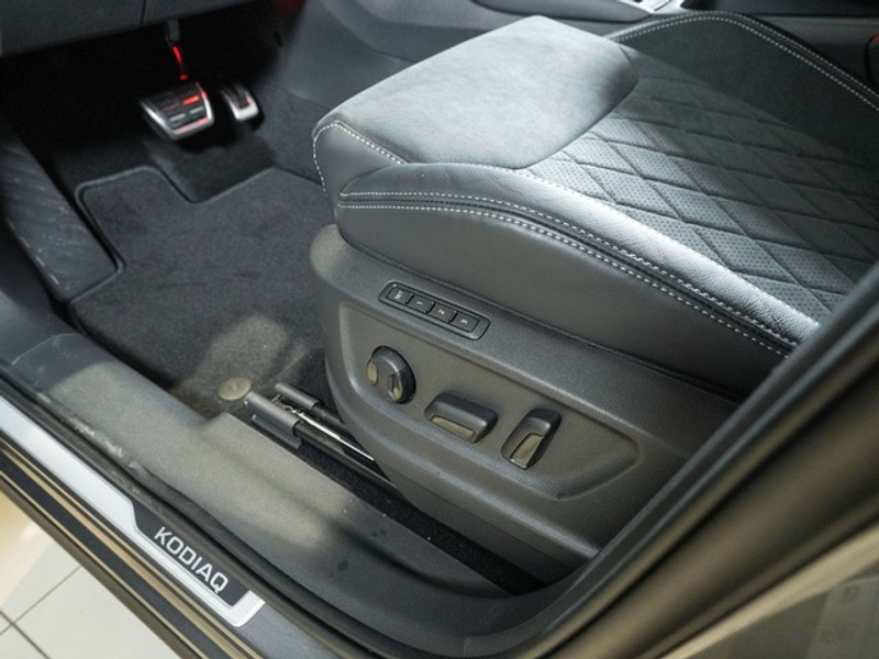 Skoda Kodiaq 2.0 TDI Sportline DSG MATRIX*AHK*ACC — photo 8