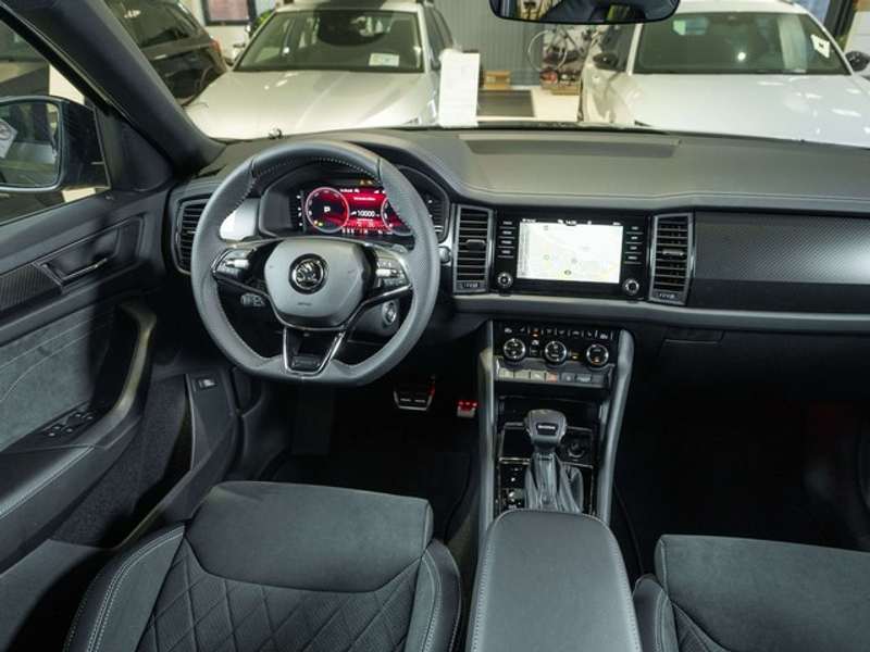 Skoda Kodiaq 2.0 TDI Sportline DSG MATRIX*AHK*ACC — photo 6