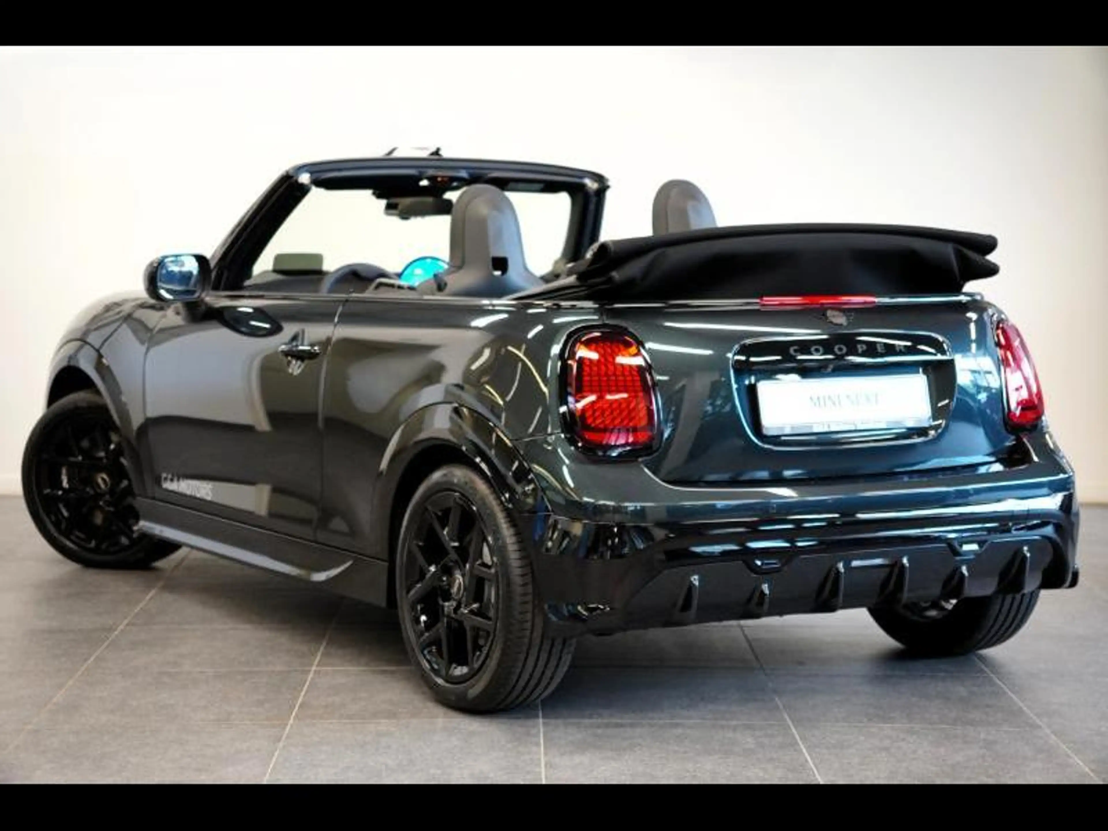 MINI Cooper Cabrio JCW TRIM PACK M — photo 10
