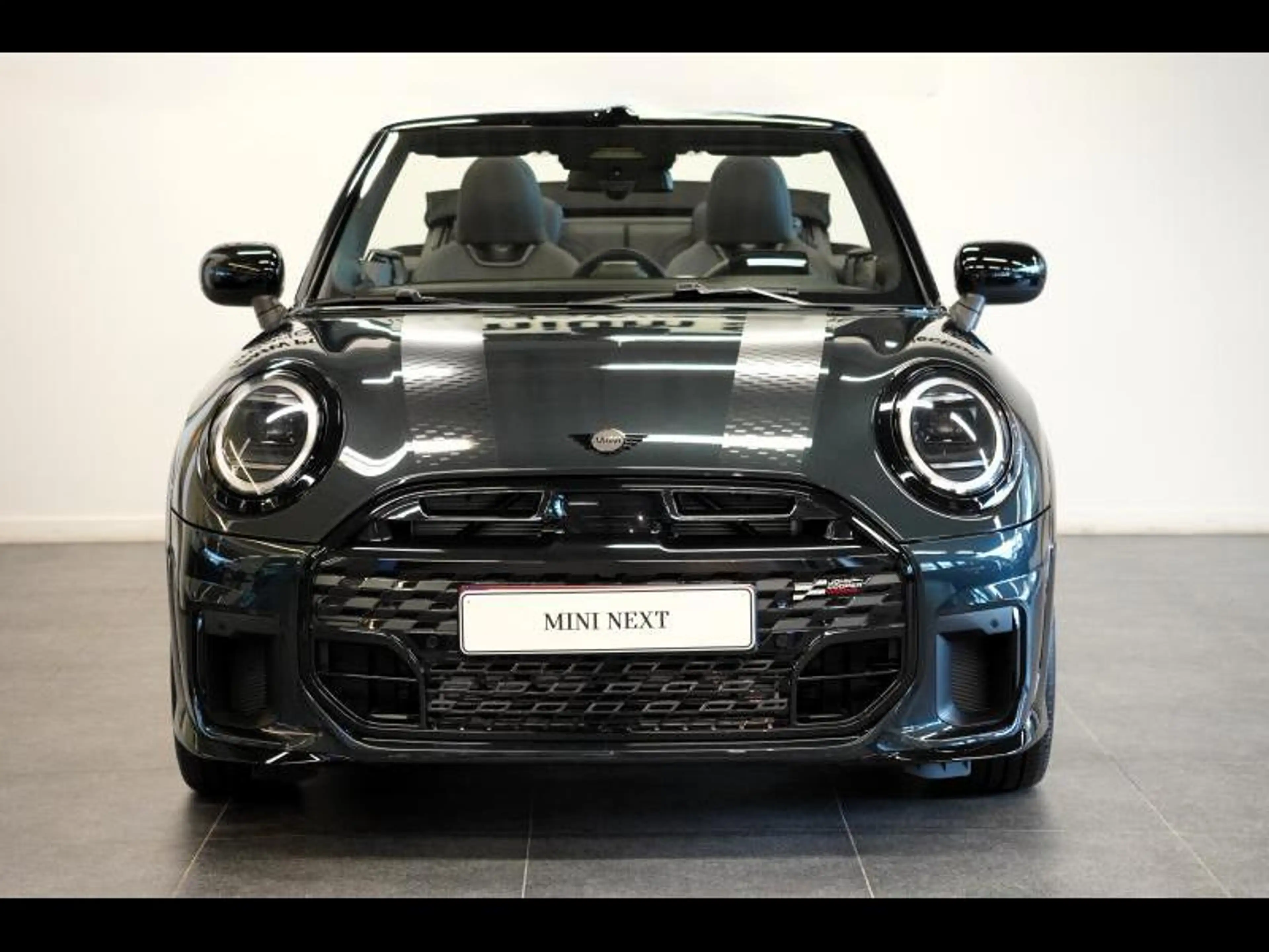 MINI Cooper Cabrio JCW TRIM PACK M — photo 3