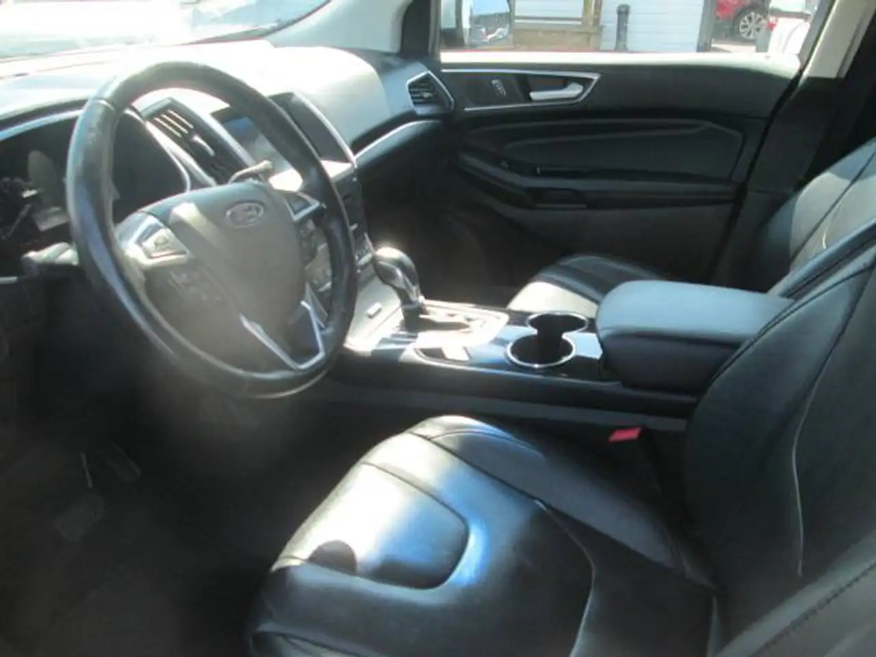 Ford Edge photo Ford Edge