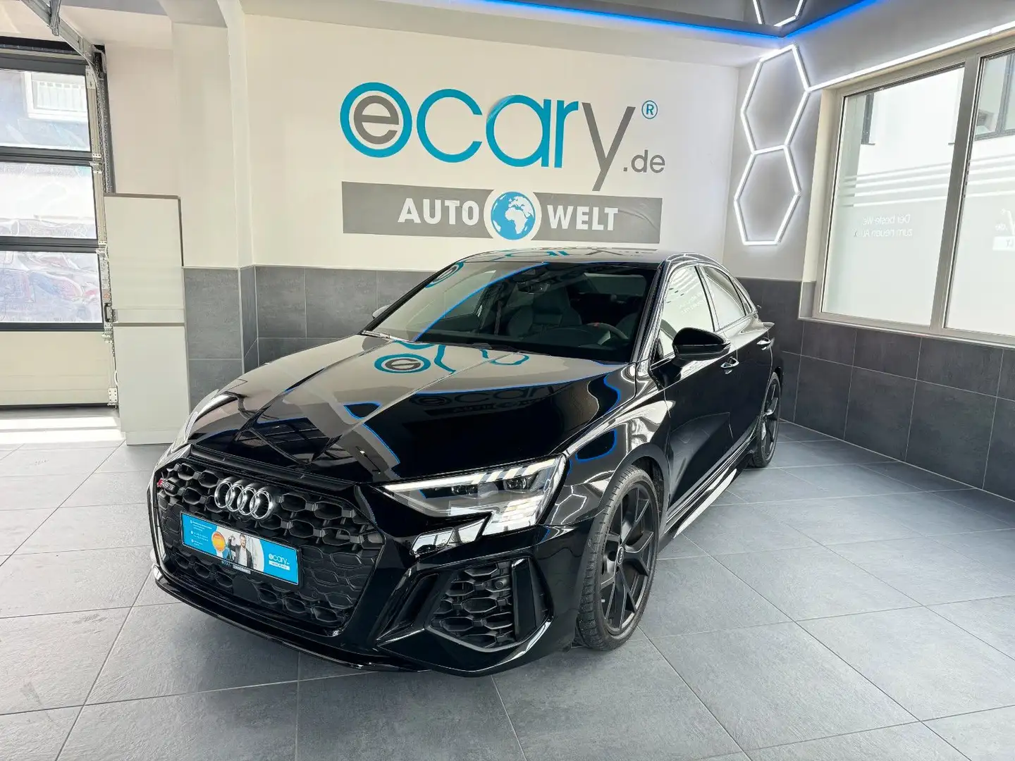 Audi RS3 Lim.quattro*B&O*Matrix-LED*280 kmh*RS Design Schwarz - 2