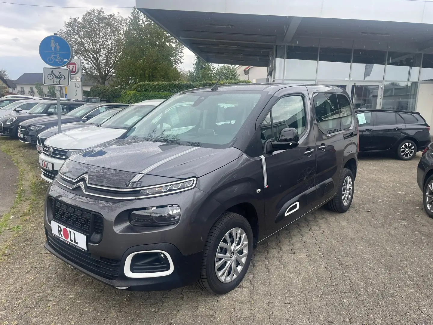 Citroen Berlingo Kombi 1.2 PureTech MPV Feel M Gris - 1
