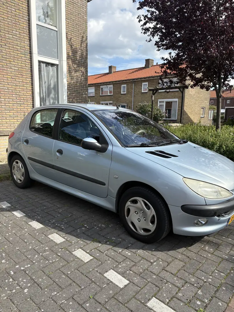 Peugeot 206 75 Premium - 1