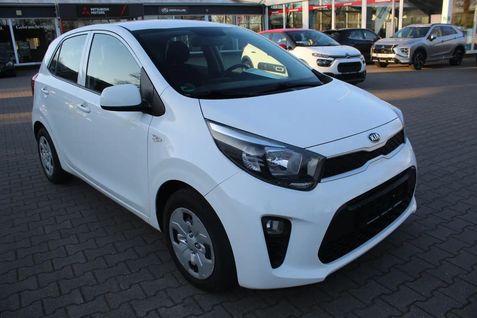Kia Picanto Edition 7 inkl. Emotion Paket Weiß - 2