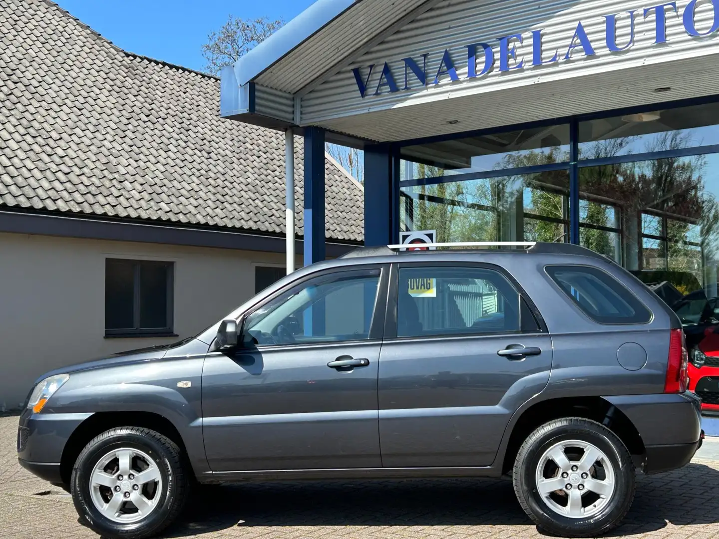 Kia Sportage 2.0 CVVT X-Pect Airco LM-Velgen Elek.Pakket Trekha Grijs - 2