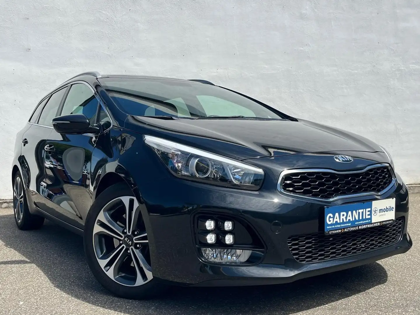 Kia Ceed / cee'd 1.6 CRDi GT-Line ISG PANO NAVI R-CAMERA Noir - 2