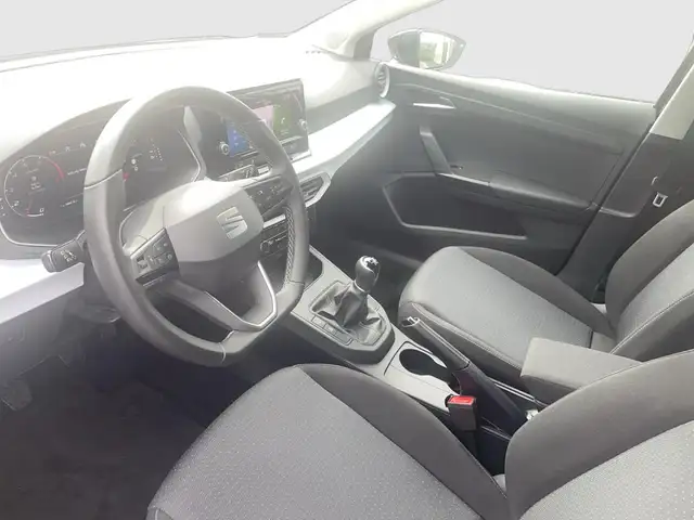 Seat Ibiza view 9
