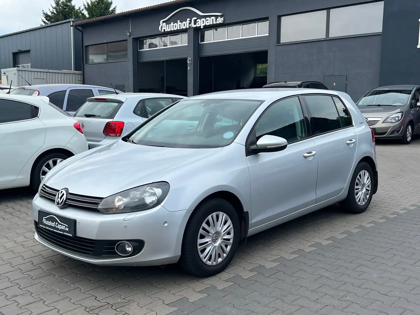 Volkswagen Golf Golf VI Team/Navi/PDC/2Ha/wenig km/TÜV 04.26/ZV Argent - 1