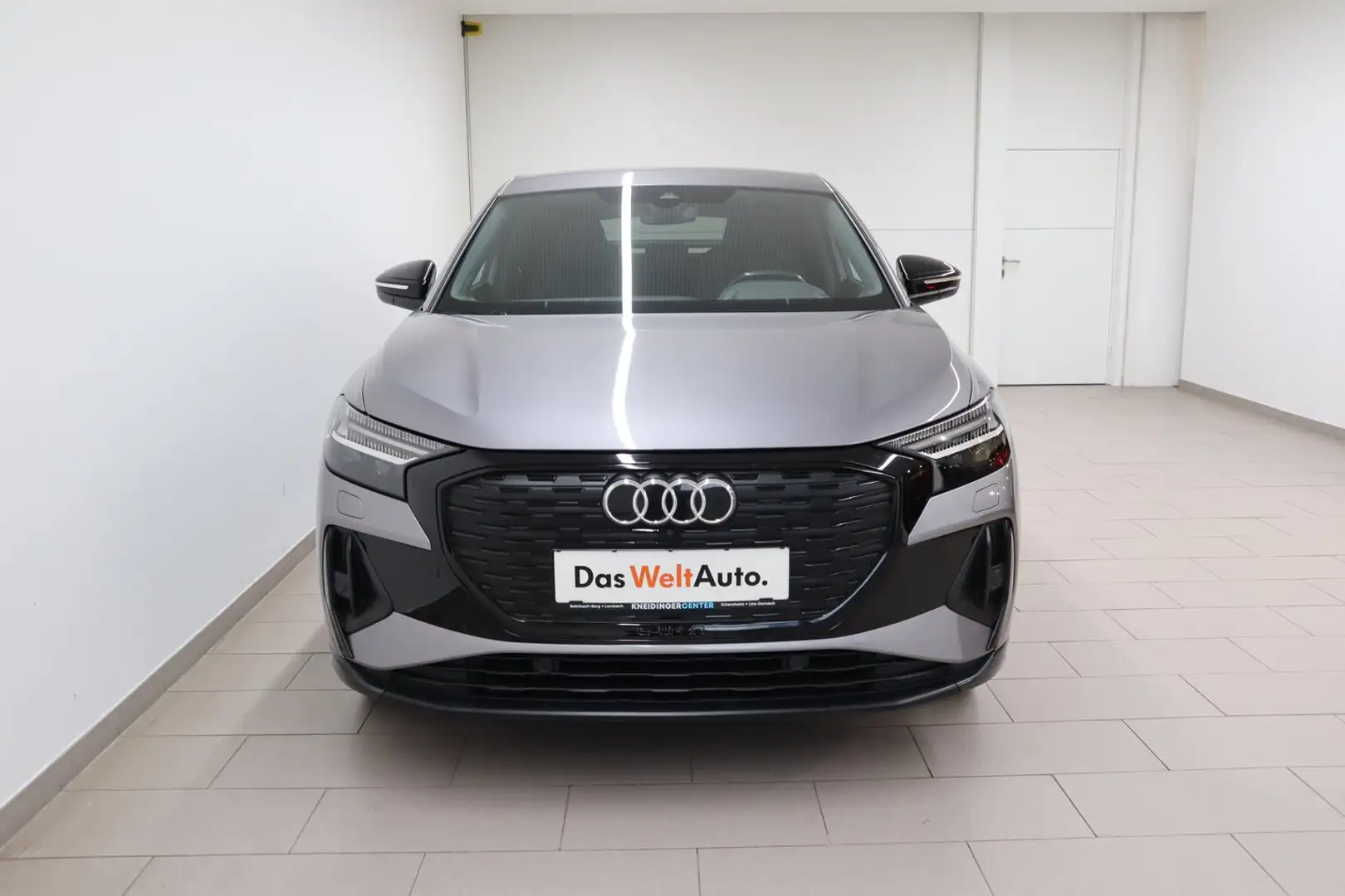 Audi Q4 e-tron Audi Q4 Sportback 40 e-tron Grau - 2