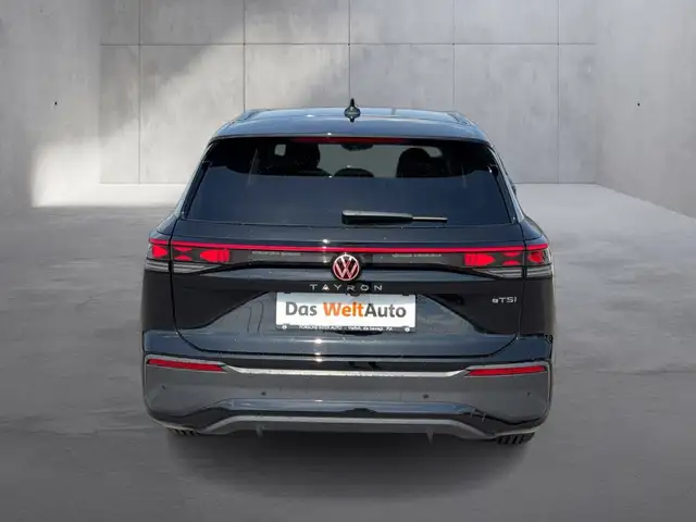 Volkswagen Tayron view 4
