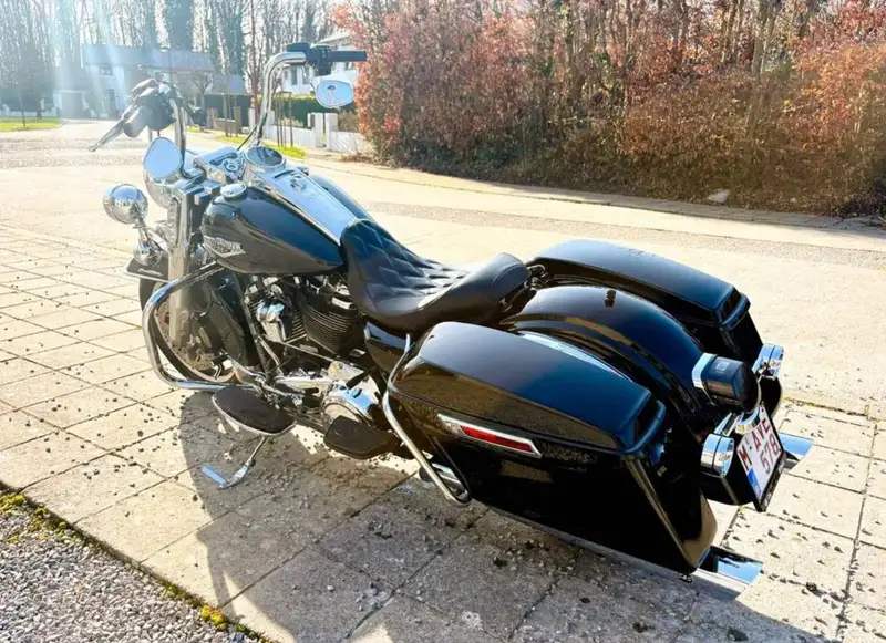 Harley-Davidson Road King - foto 3