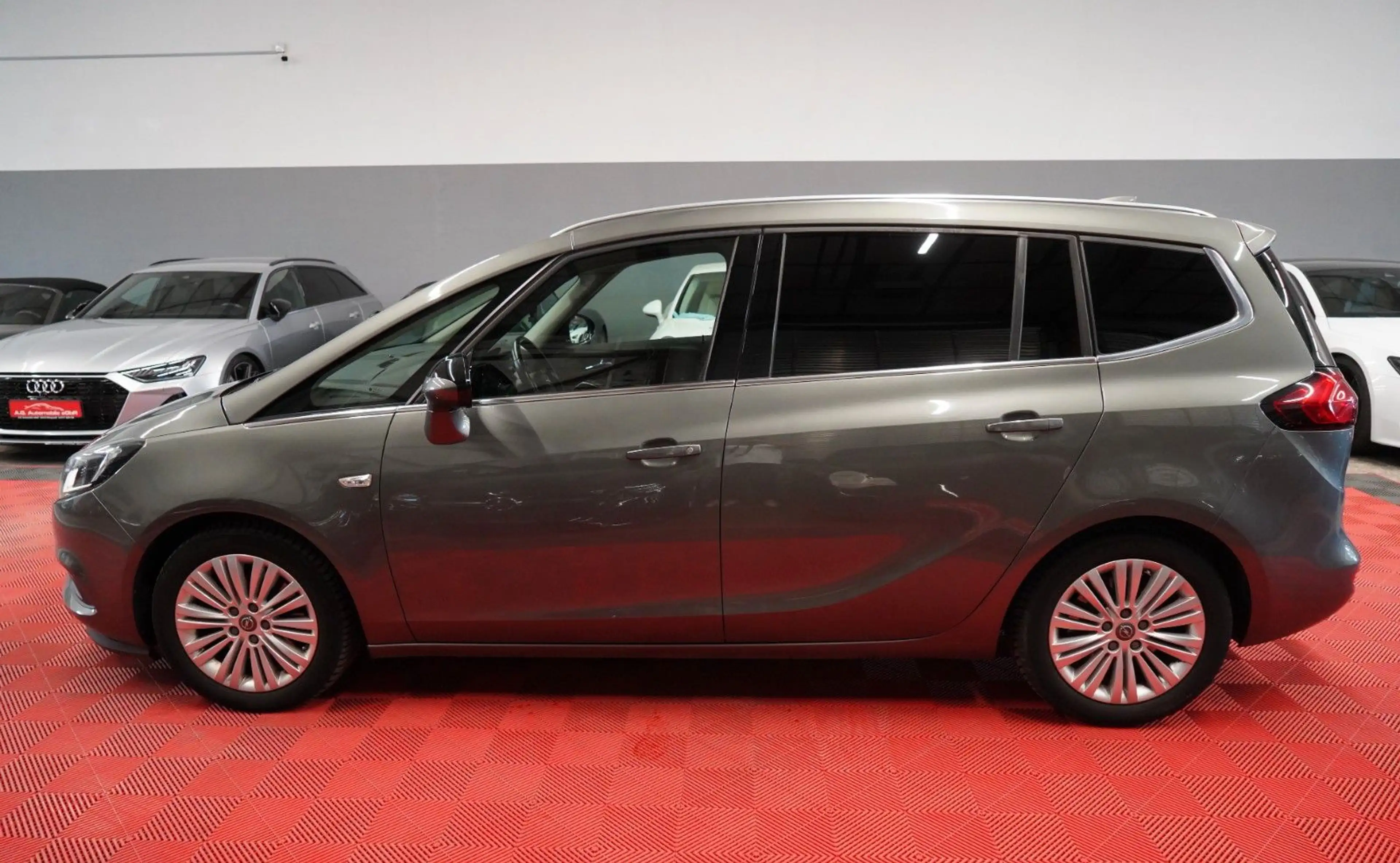 Opel Zafira Tourer 2.0 CDTI Automatik 7 Sitzer — photo 10