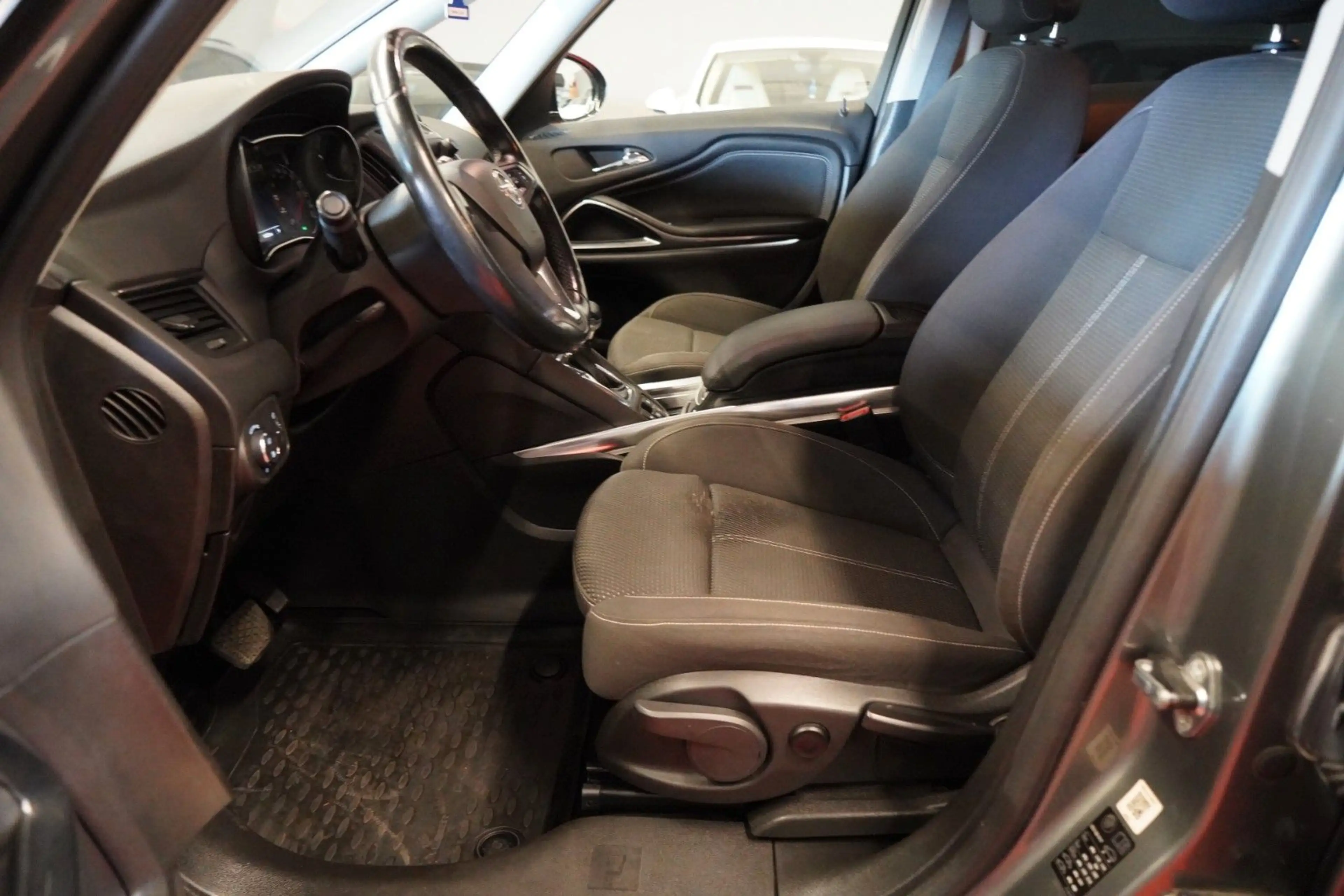 Opel Zafira Tourer 2.0 CDTI Automatik 7 Sitzer — photo 14