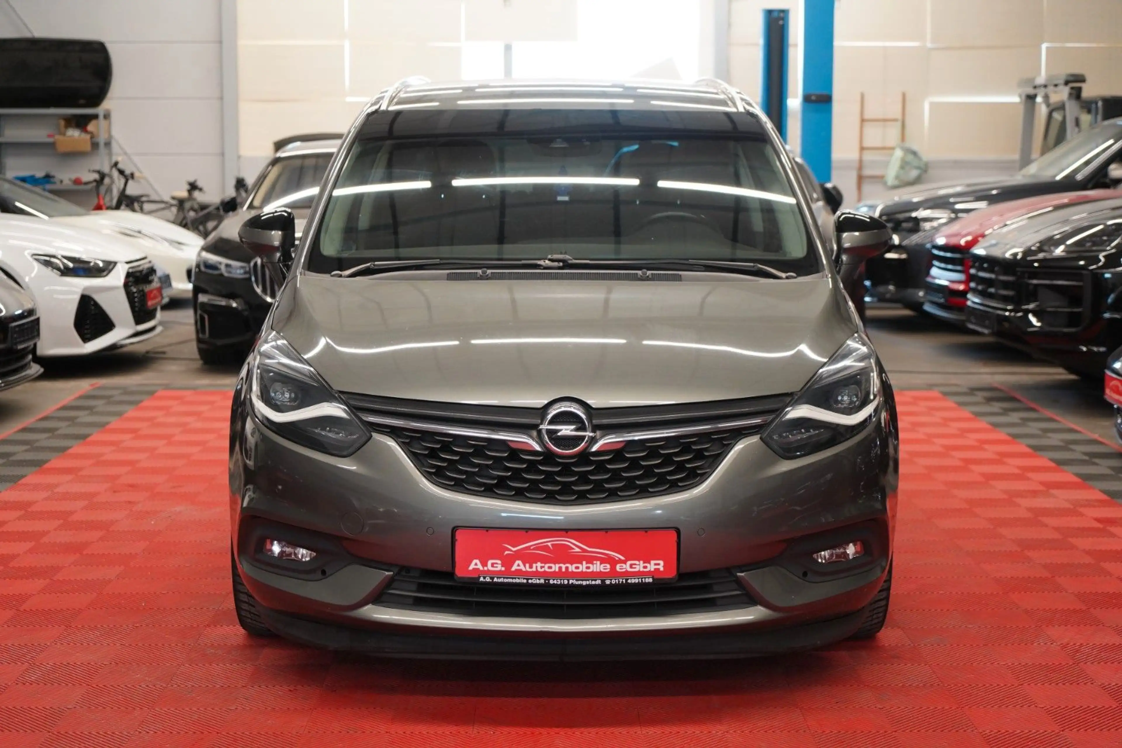 Opel Zafira Tourer 2.0 CDTI Automatik 7 Sitzer — photo 2