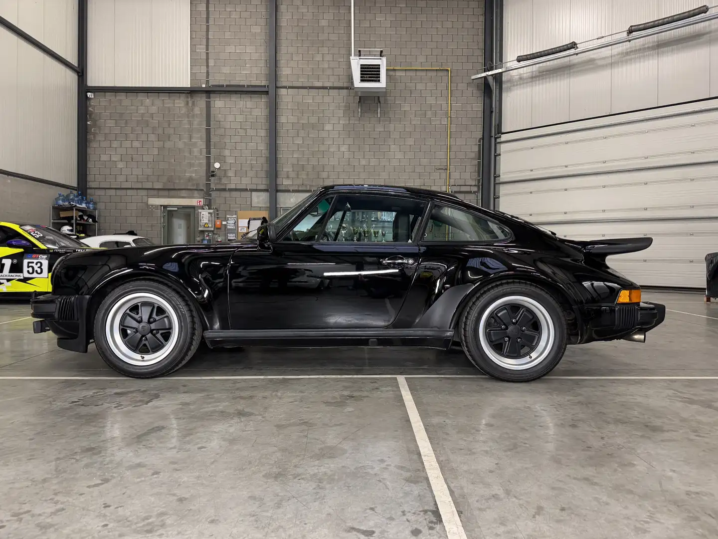 Porsche 930 Turbo Schwarz - 2