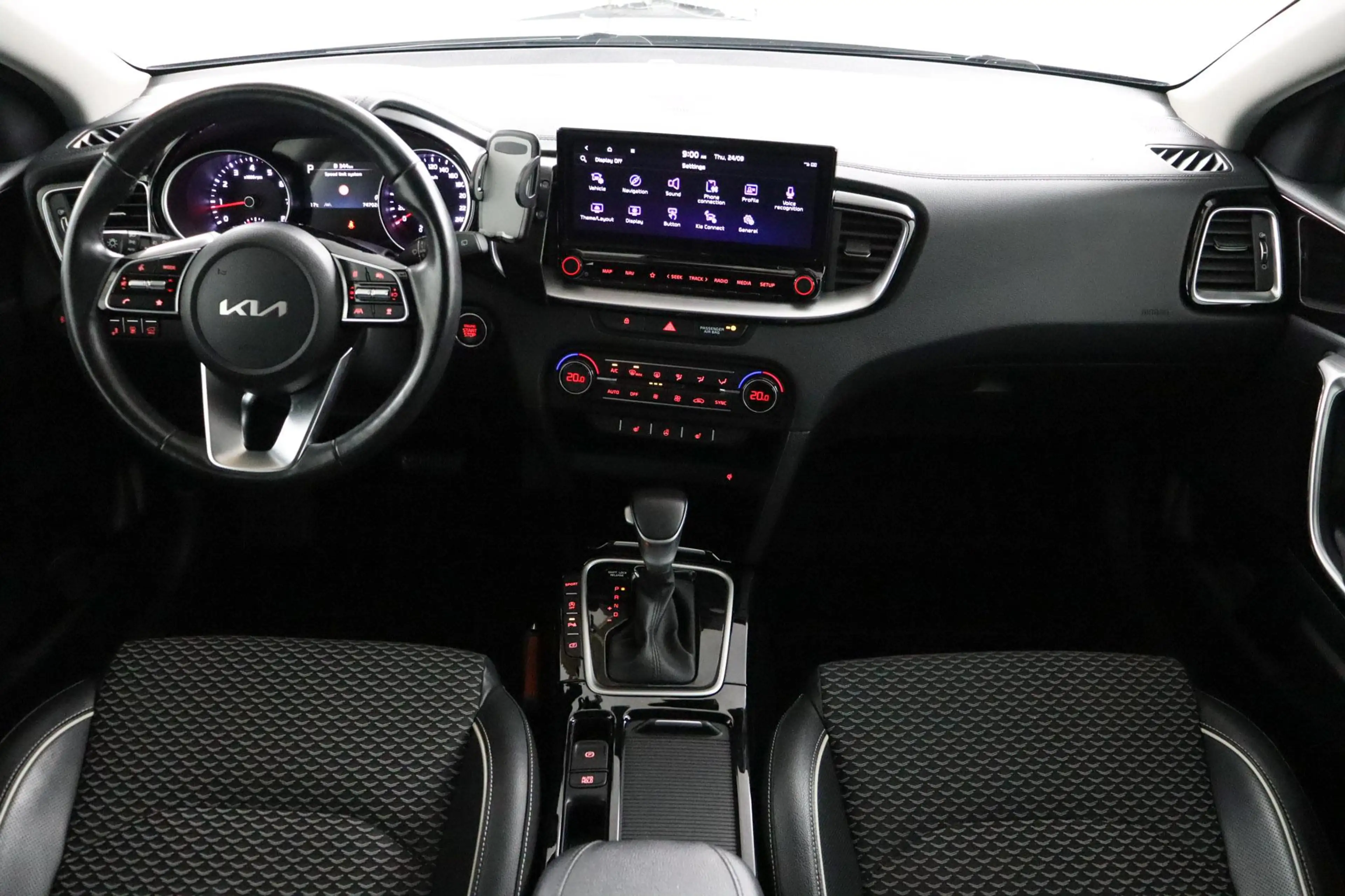 Kia Ceed SW / cee'd SW Sportswagon 1.5 T-GDi DynamicPlusLine — photo 4