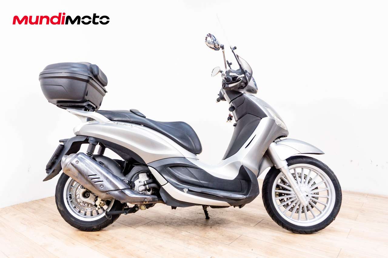 Piaggio Beverly 300