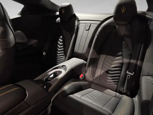 Maserati Granturismo view 11