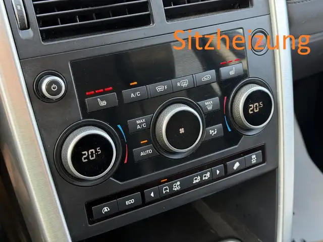 Land Rover Discovery Sport view 11