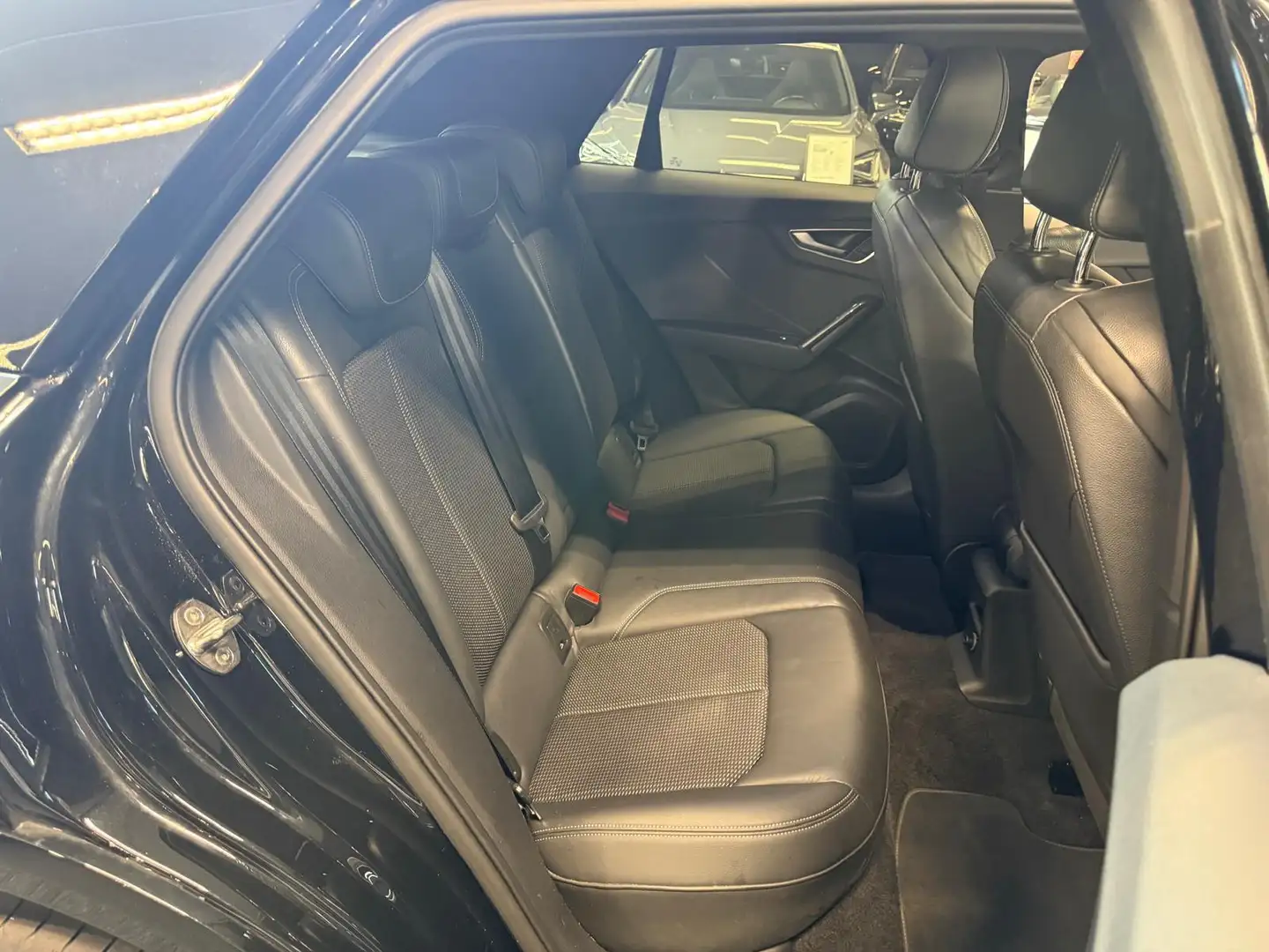 Audi Q2 35 TFSI S-LINE PANO|CAMERA|SFEER|ACC|LANEASSIST|KE Zwart - 2