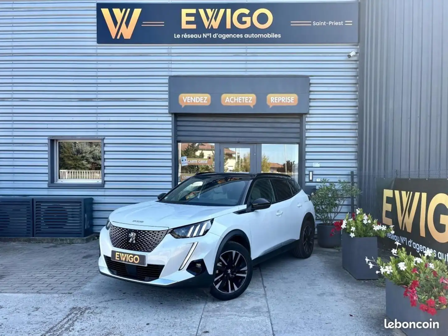 Peugeot 2008 136ch GT Pack i-Cokpit 3D Weiß - 1