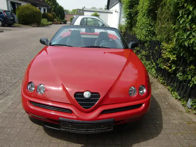 Alfa Romeo Spider 2.0 16V Twin Spark
