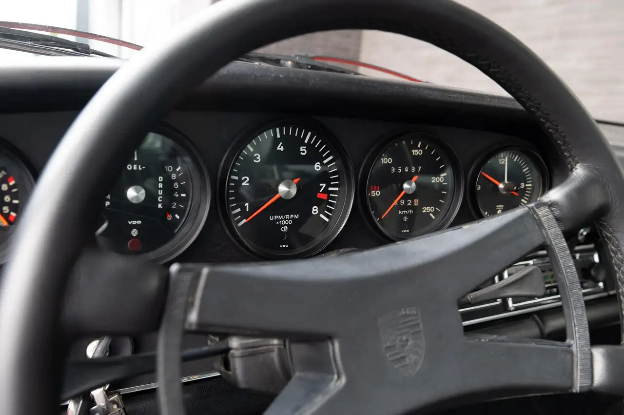 Porsche 911 2.4 E Targa, foto 11