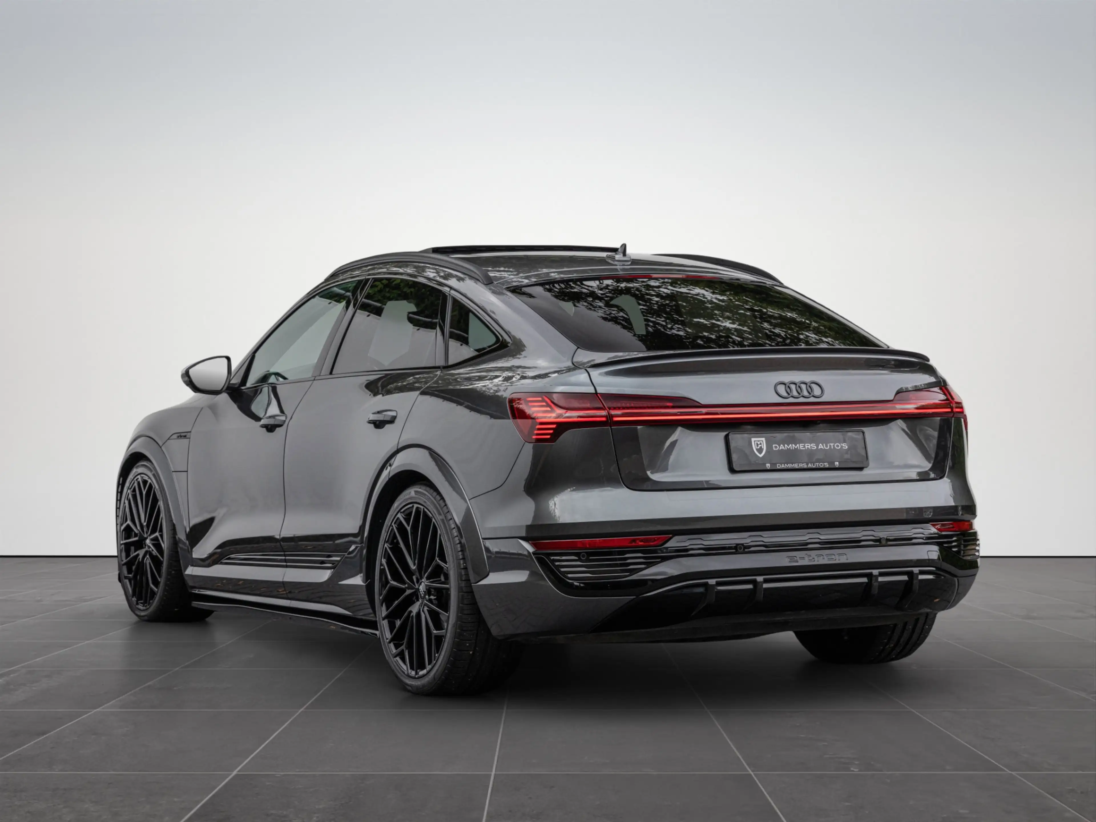 Audi Q8 e-tron Sportback SQ8 503pk Quattro 115 kWh Pano S-stoelen — photo 2