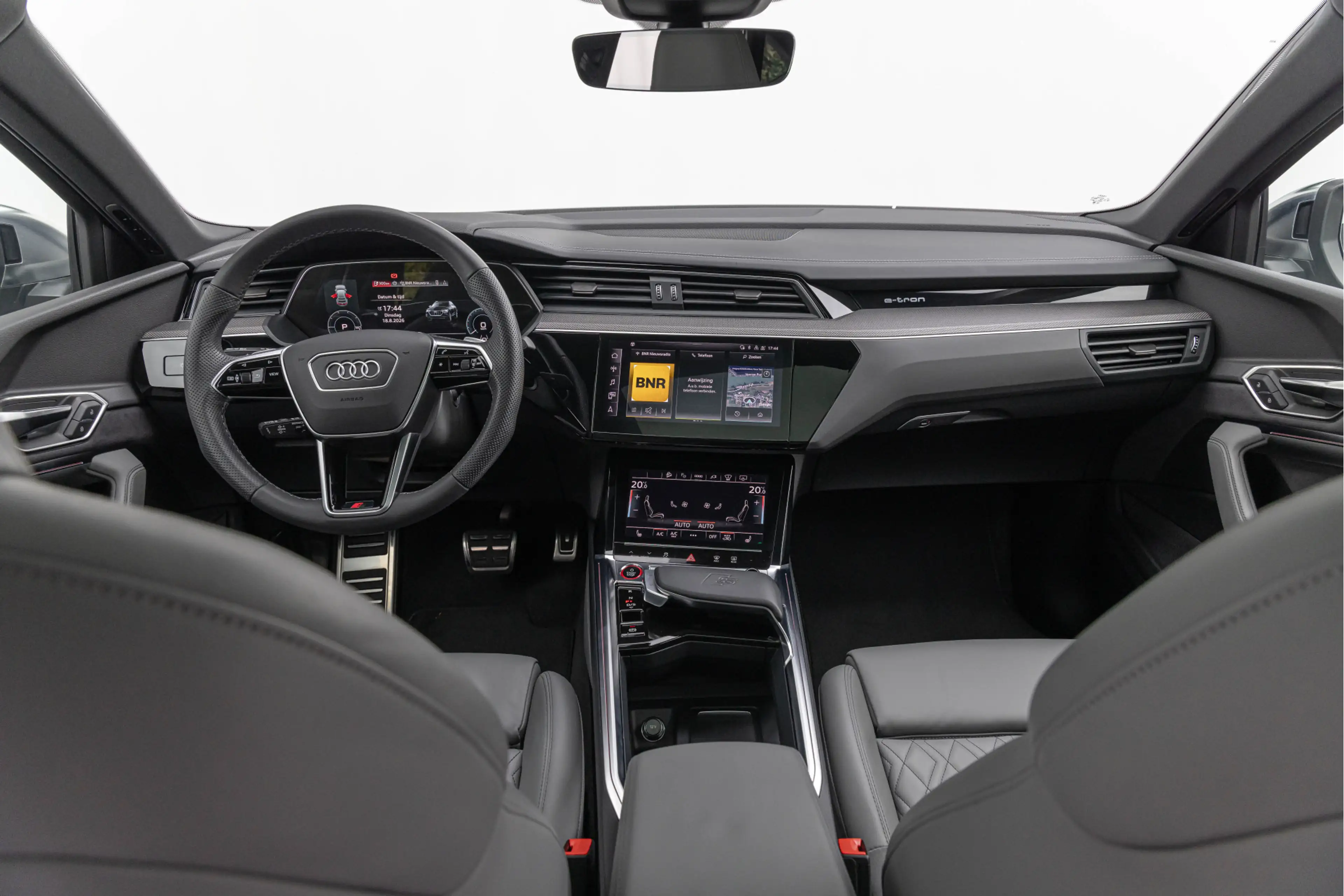 Audi Q8 e-tron Sportback SQ8 503pk Quattro 115 kWh Pano S-stoelen — photo 5