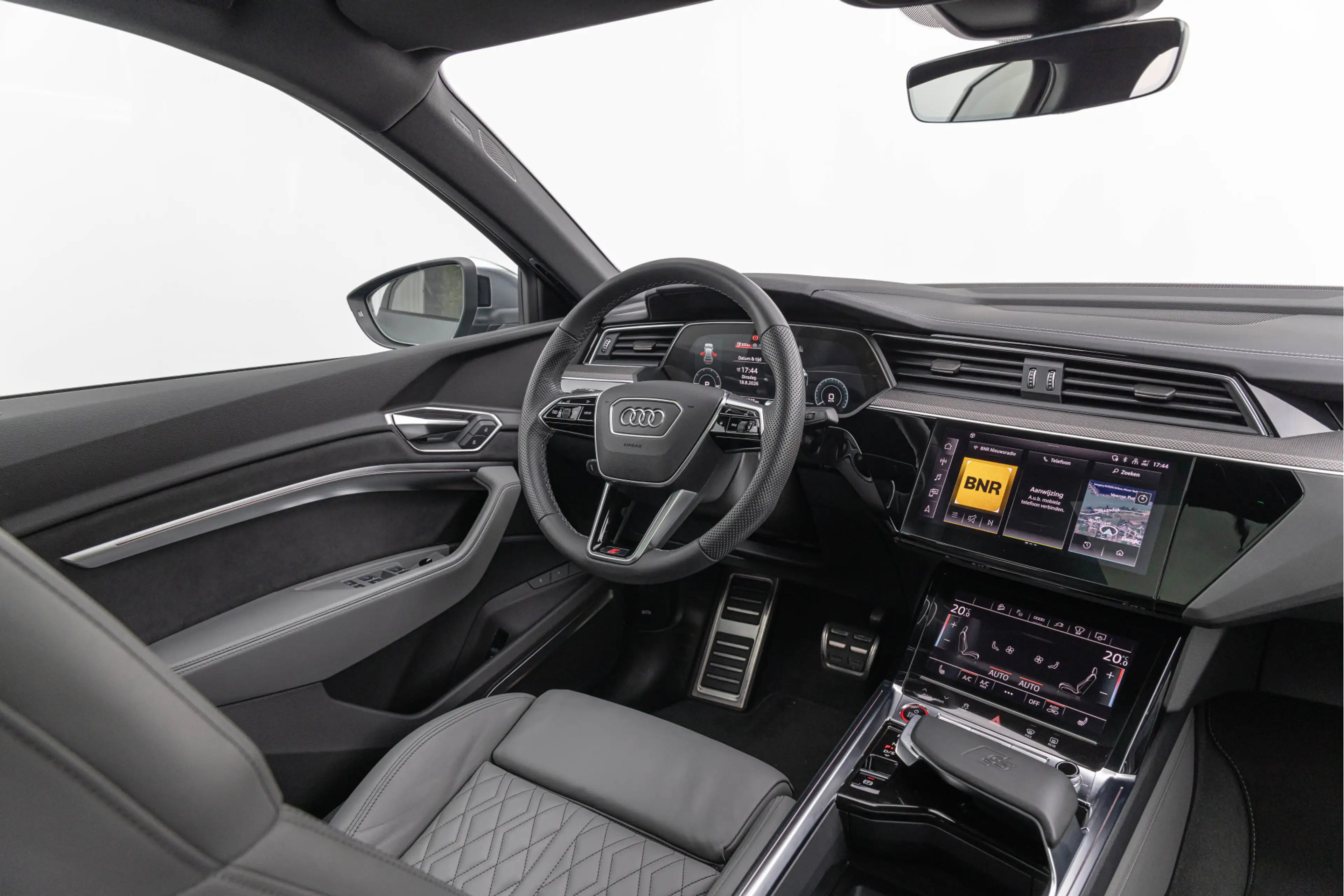 Audi Q8 e-tron Sportback SQ8 503pk Quattro 115 kWh Pano S-stoelen — photo 3