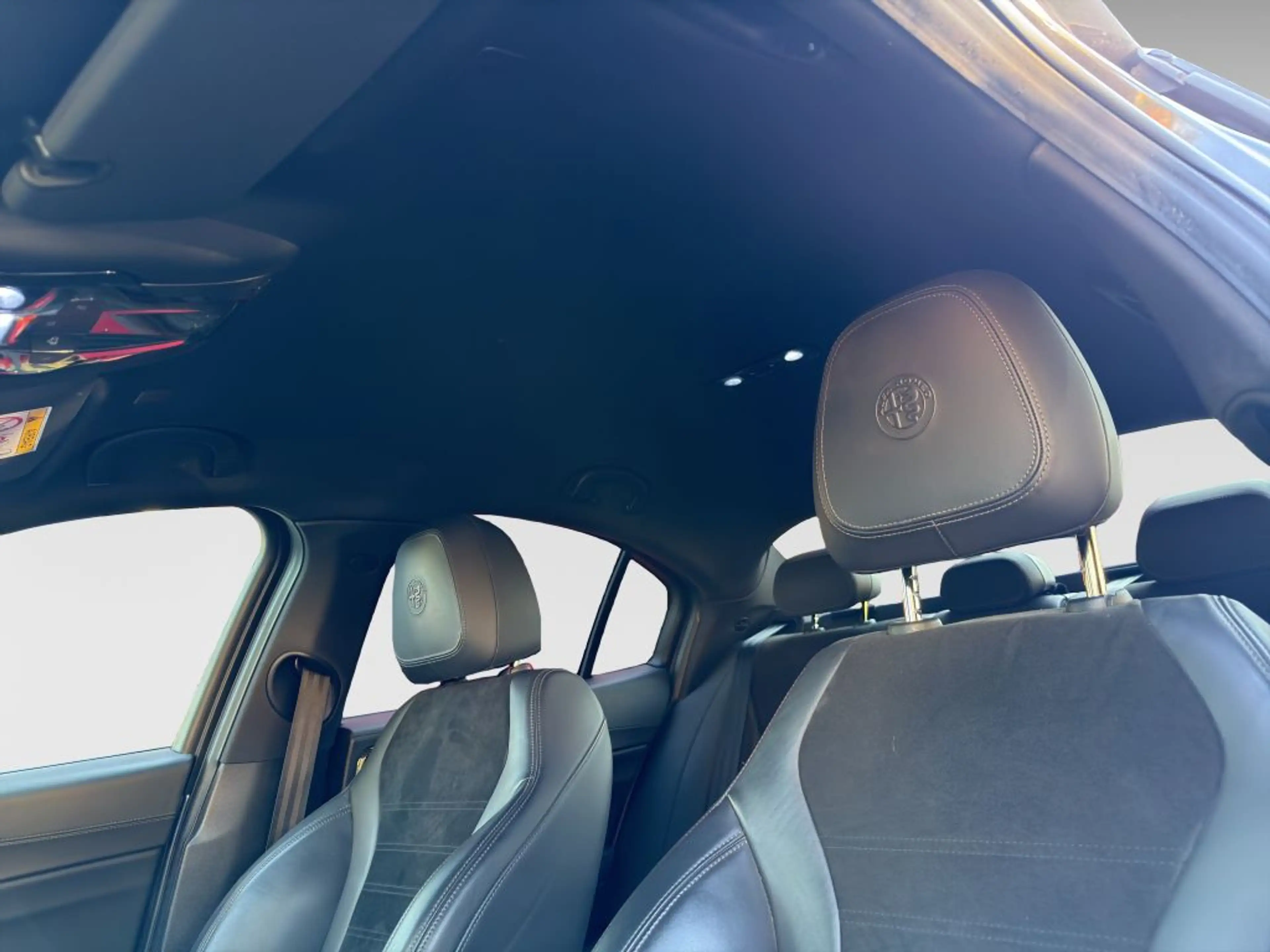 Alfa Romeo Giulia GIULIA QUADRIFOGLIO SCHECKHEFT 2. HAND DE FZG. — photo 12
