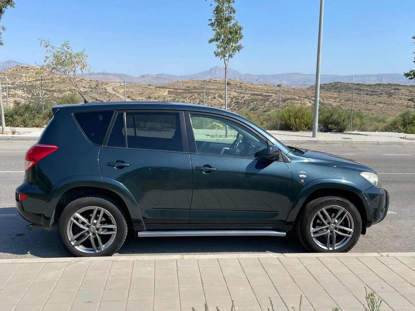 Toyota RAV 4 RAV-4 2.2D-4D Premium Premium Verde - 2