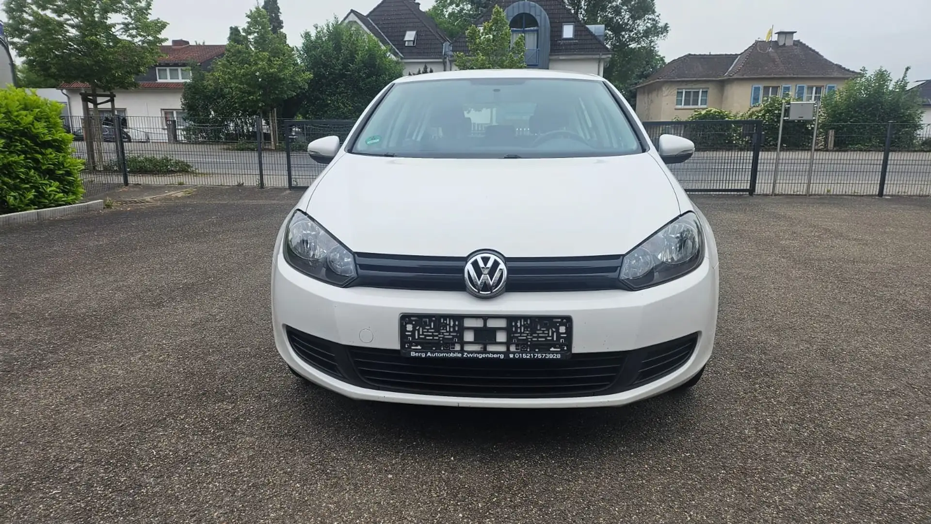 Volkswagen Golf Trendline Weiß - 2