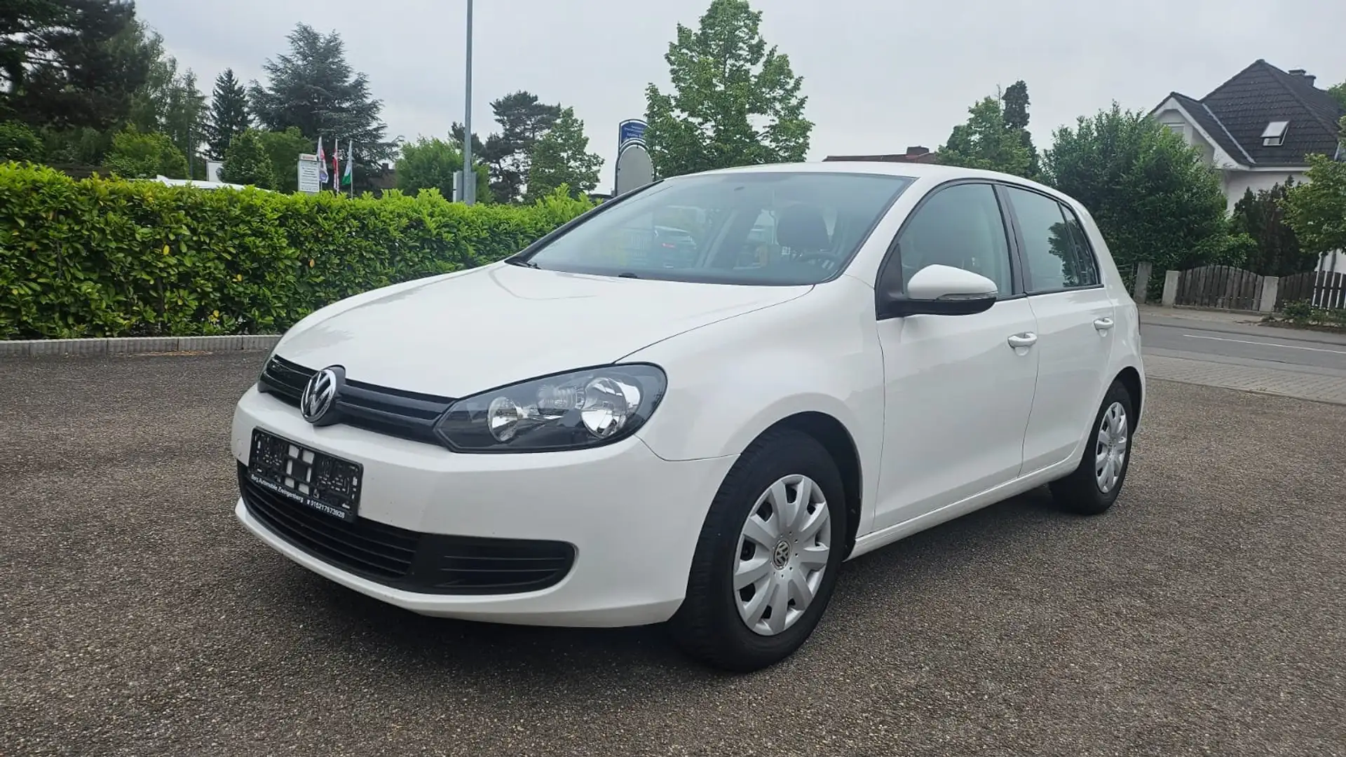 Volkswagen Golf Trendline Weiß - 1