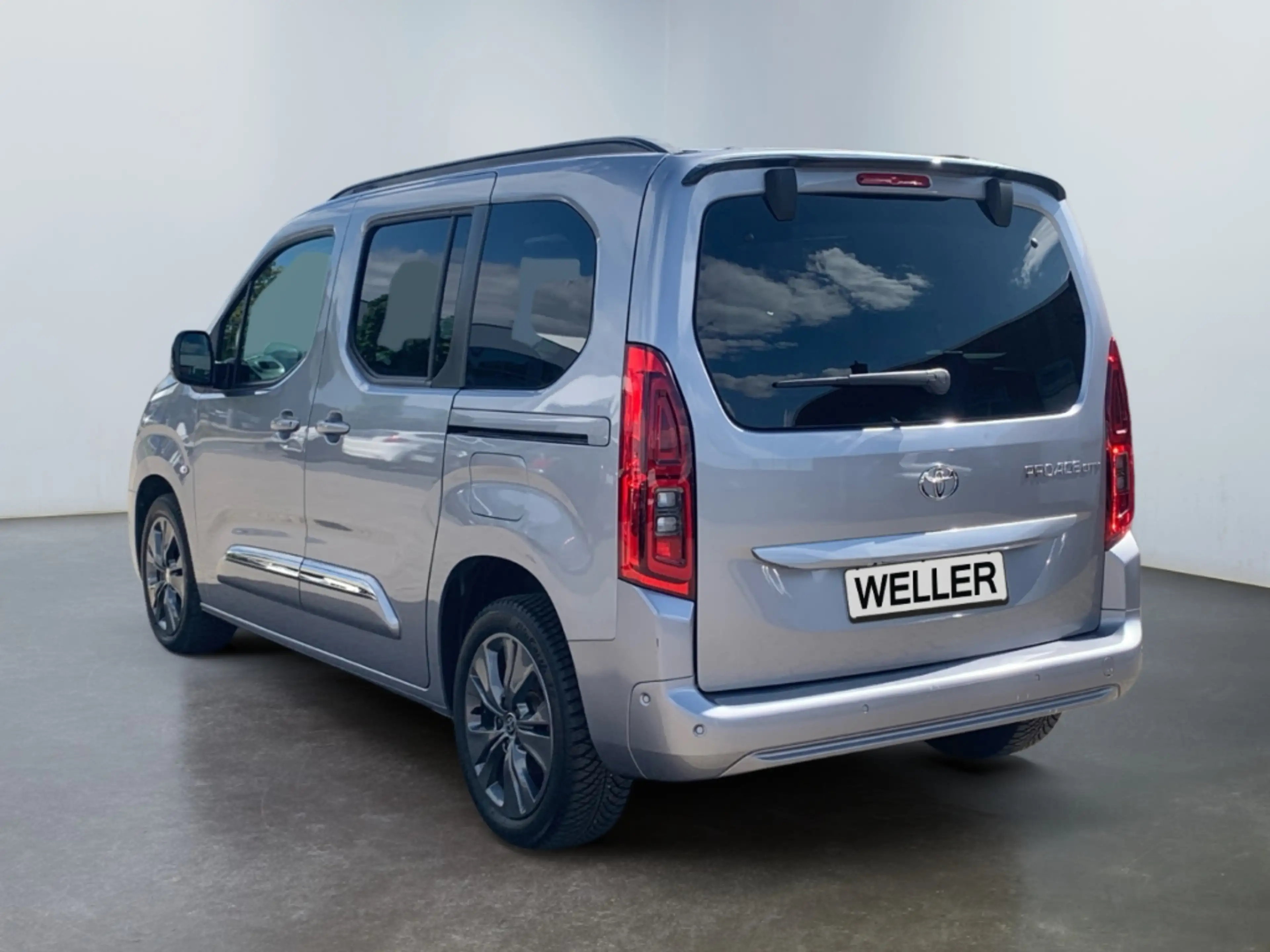 Toyota Proace City Verso 1.5 D-4D L1 Lounge *Pano*RCam* — photo 7