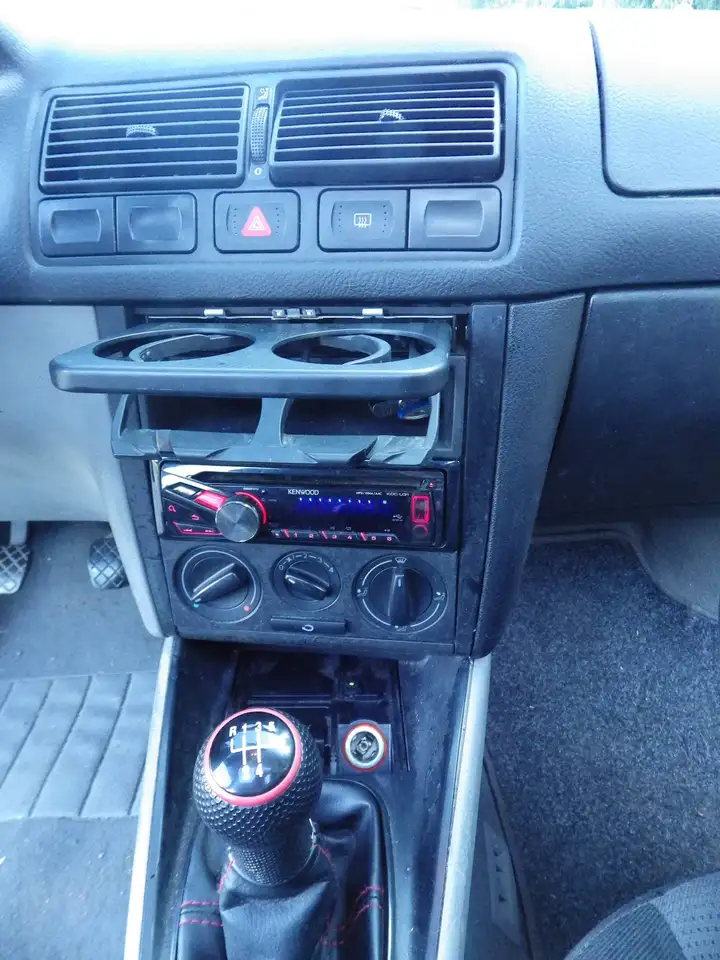 Volkswagen Golf IV 1.6, foto 2