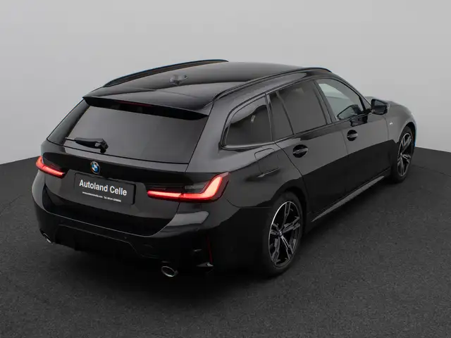 BMW 3 Series view 7