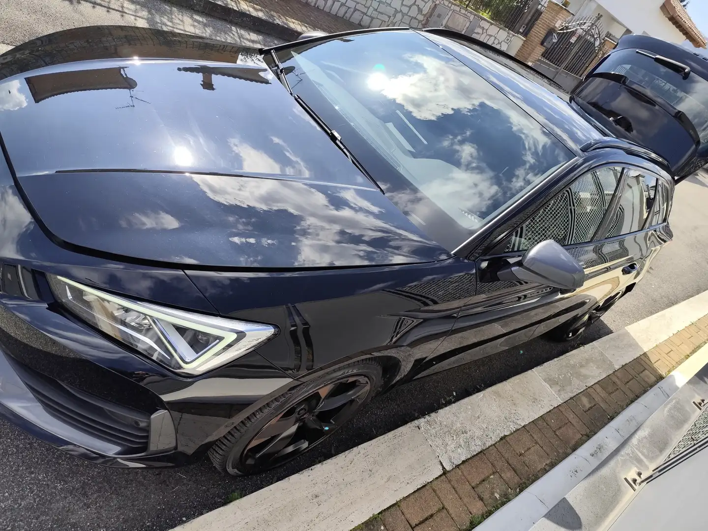 CUPRA Leon Nero - 1